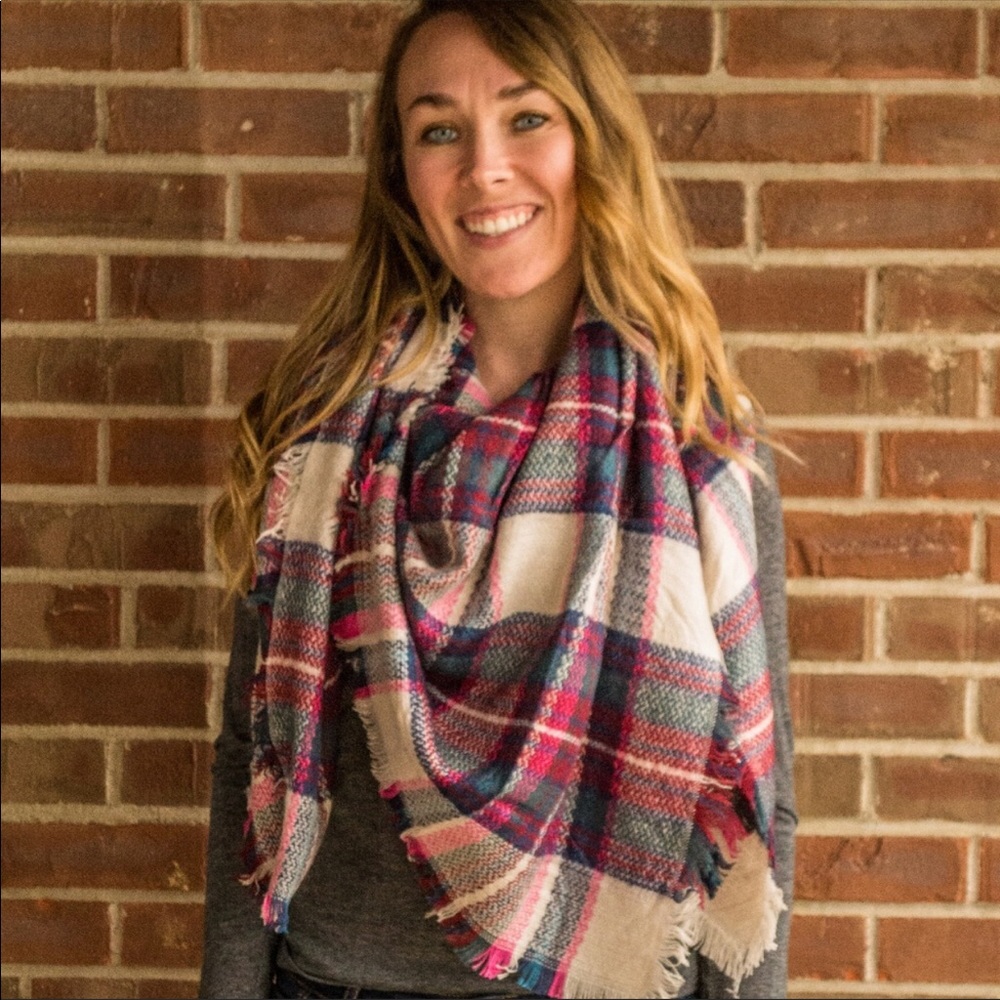 Beautiful blanket scarf 🧣